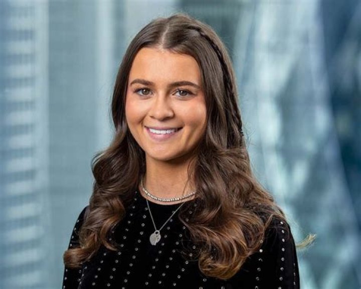 Alexandra Denman: The Rising Star in the Fashion and Entertainment Industry