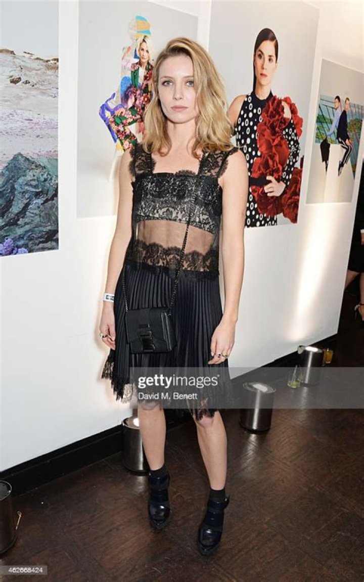 Annabelle Wallis: The Rising Star Who Captivates the World