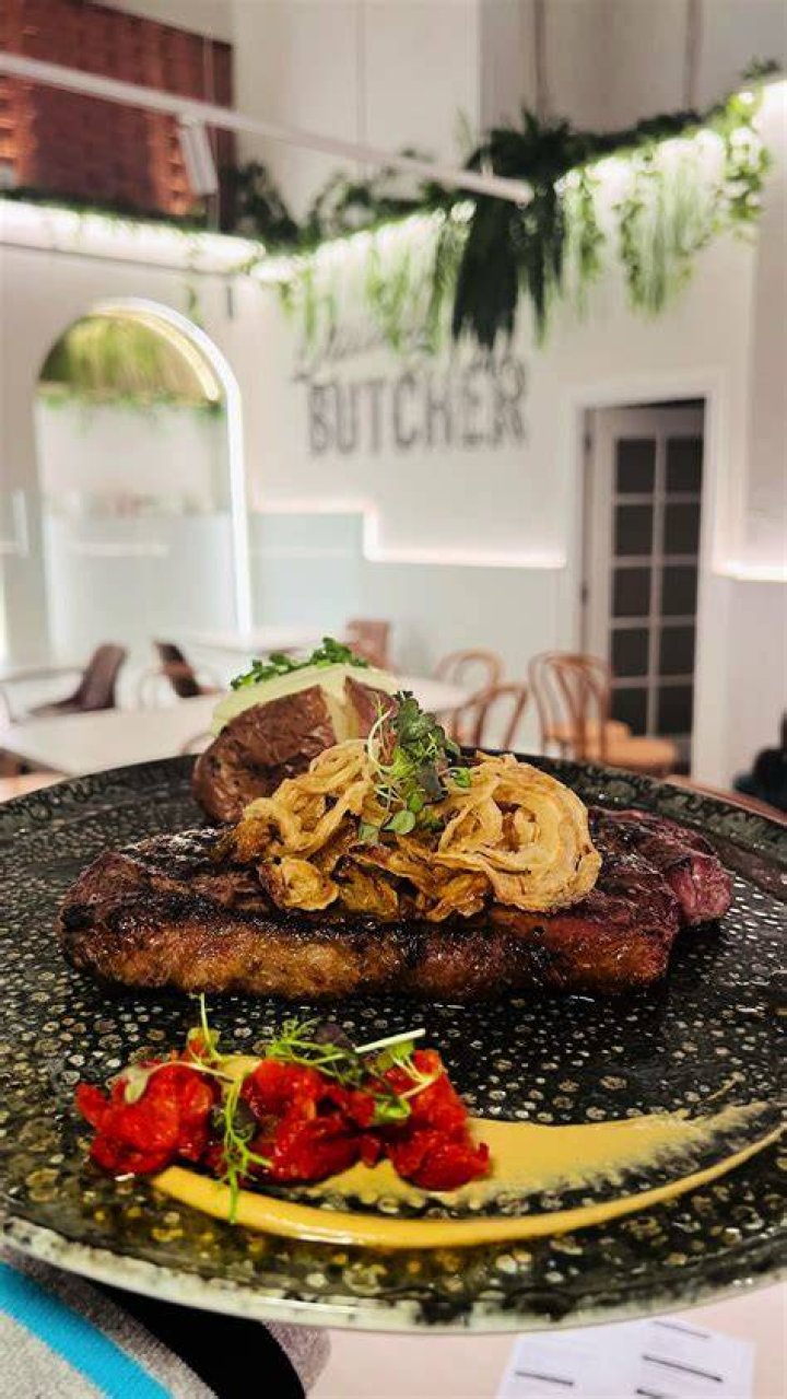 Babetteststeakhouse: A Culinary Haven for Steak Lovers