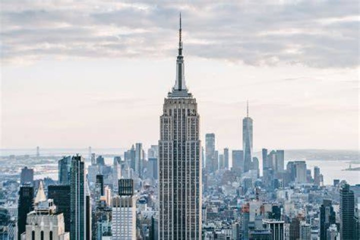 Breathtaking Images of the Empire State Building: A Journey Through Time and Beauty