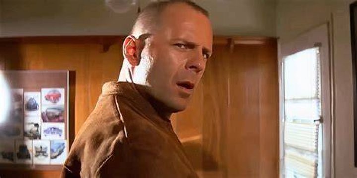 Bruce Willis in Pulp Fiction: Exploring the Connection