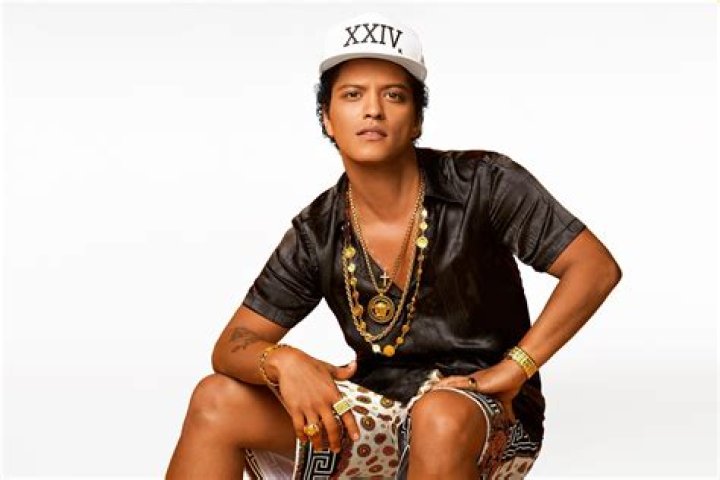 Bruno Mars and the Rumors About His Health: Does Bruno Mars Have Cancer?