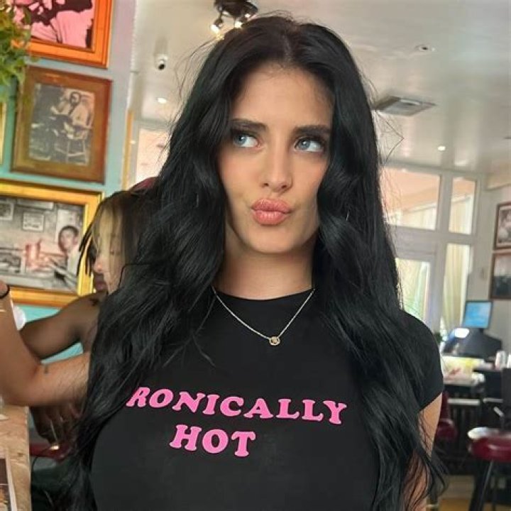 Camila Araujo OnlyFans Nudes: A Comprehensive Exploration
