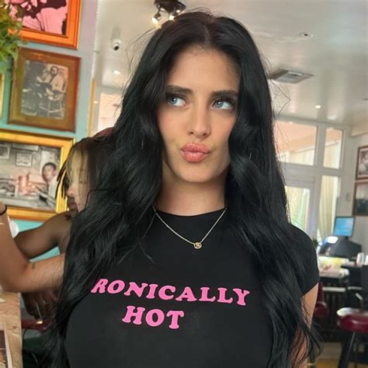 Camilla Porn: The Rising Star in the Entertainment Industry