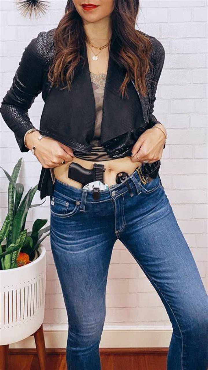 Concealed Carry Clothing for Women: Stay Safe, Stay Stylish