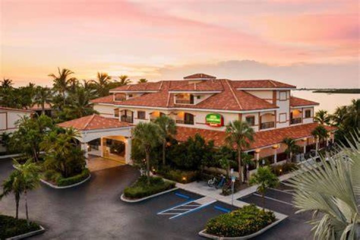 Courtyard Marriott in Key West: Your Ultimate Guide to Luxury and Comfort