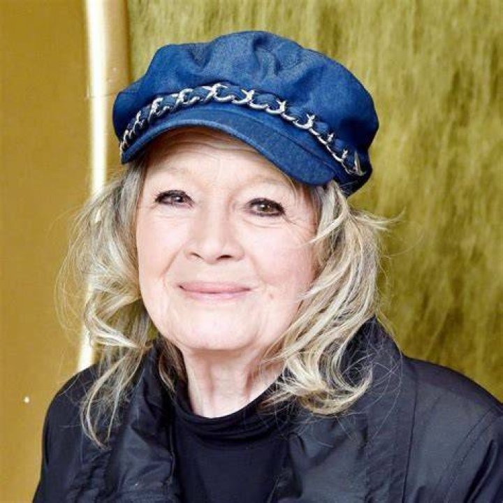 Did Angie Dickinson Pass Away? Unveiling the Truth Behind the Rumors