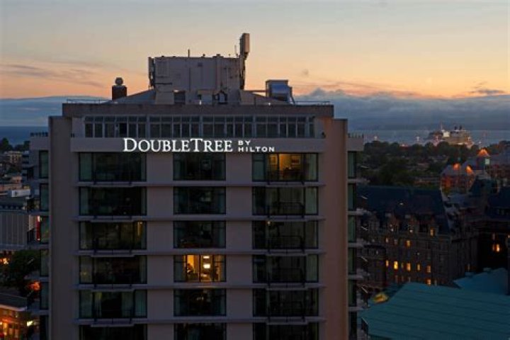 Discover the Charm of DoubleTree by Hilton Victoria BC Canada