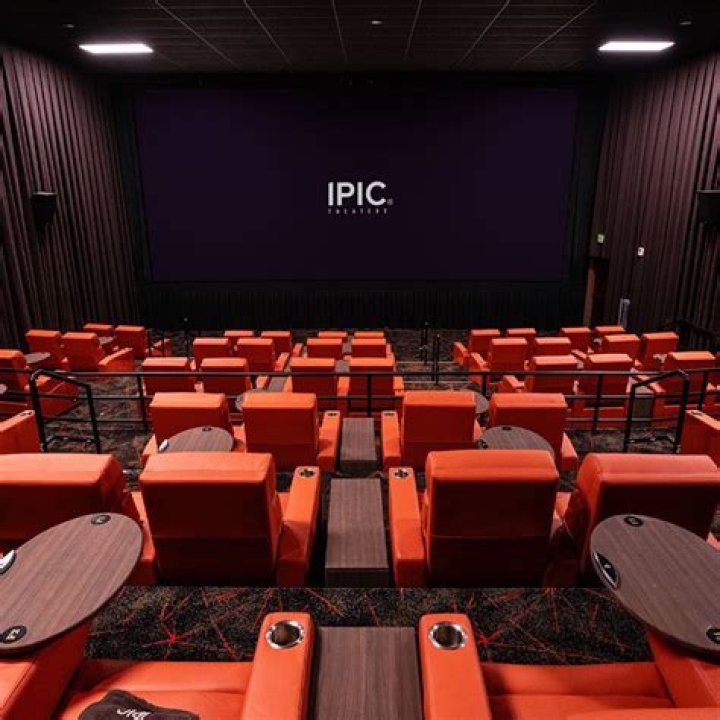 Discover the Finest Dining Experience at IPIC Boca Raton Restaurant