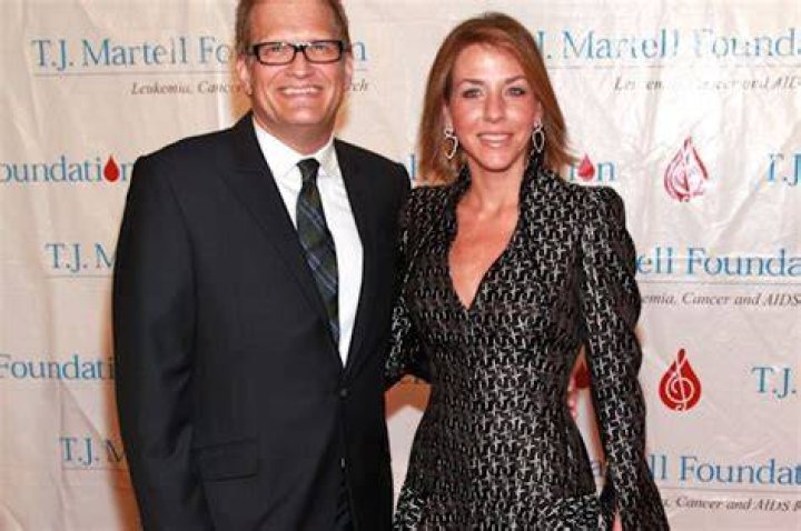 Drew Carey Relationships: A Comprehensive Look at His Love Life