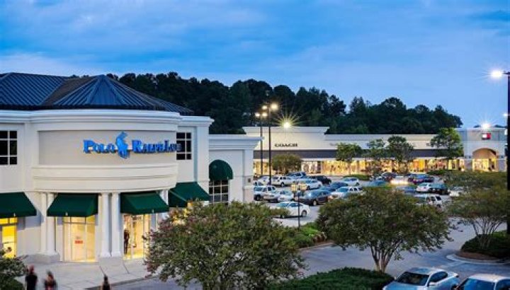 Exploring the Ultimate Shopping Destination: Carolina Premium Outlets North Carolina