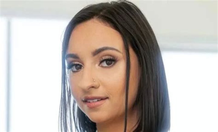 Hailey Rose: The Rising Star in the World of Entertainment