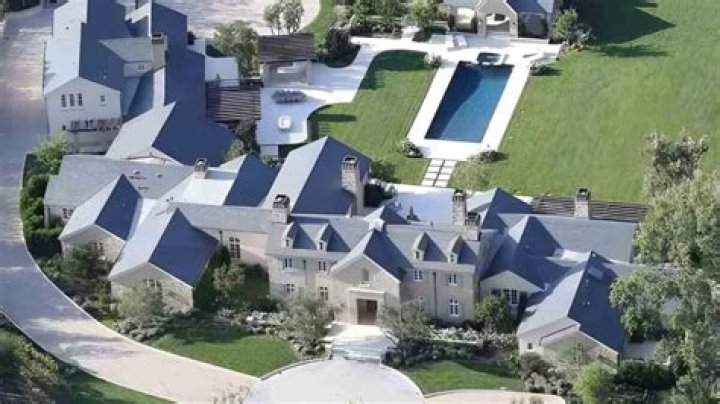 Joel Osteen House Pics: A Glimpse into the Pastor's Luxurious Lifestyle