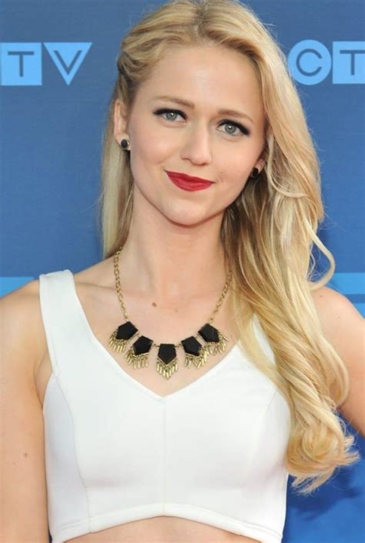 Johanna Braddy: A Rising Star in the Entertainment Industry