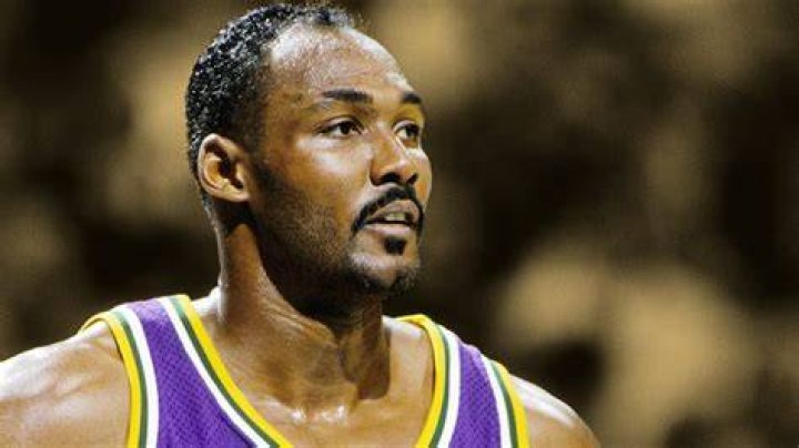 Karl Malone: The Legend of Power Forward and His Impact on Basketball