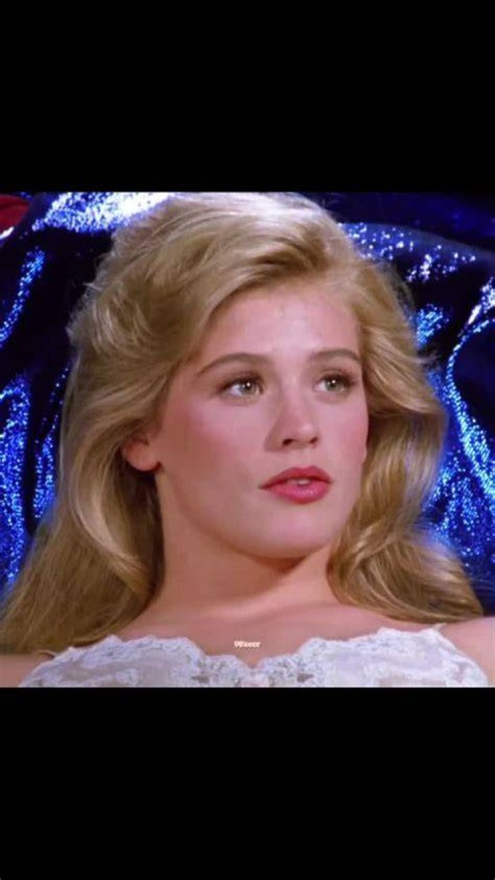 Kristy Swanson: The Alluring Journey of a Hollywood Icon