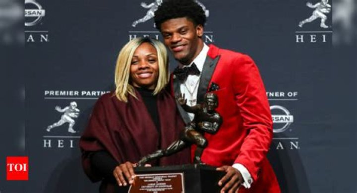 Lamar Jackson Relationship: Exploring the Personal Life of the NFL Star