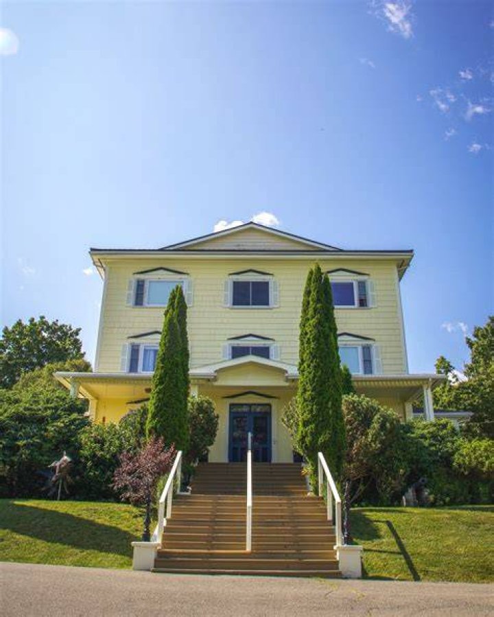 Lambertvilletation Restaurant &amp; Inn: A Premier Destination for Culinary and Hospitality Excellence