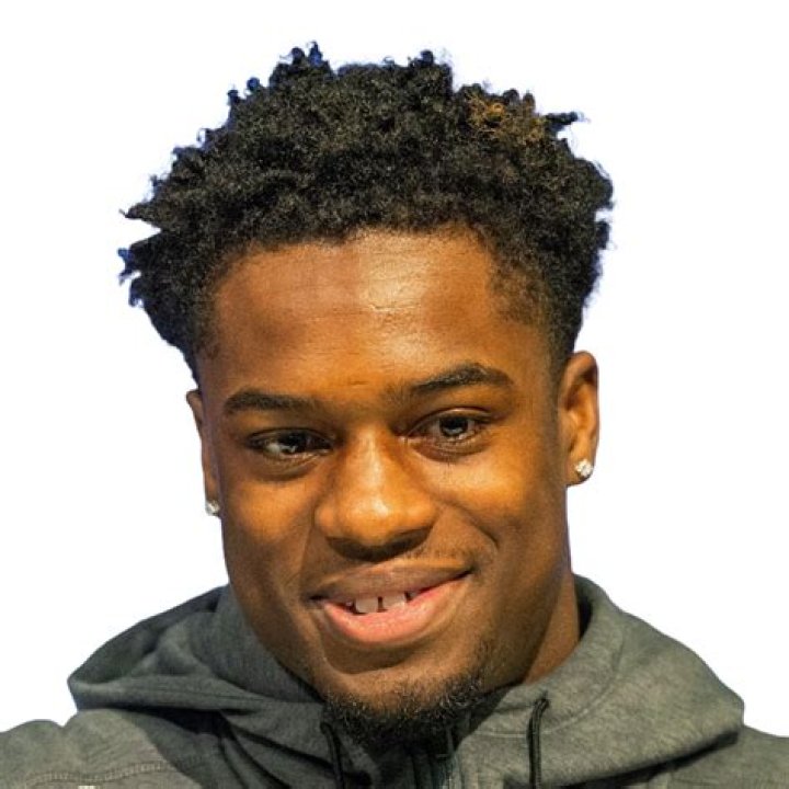 Leeunkyun: A Rising Star in the Entertainment Industry