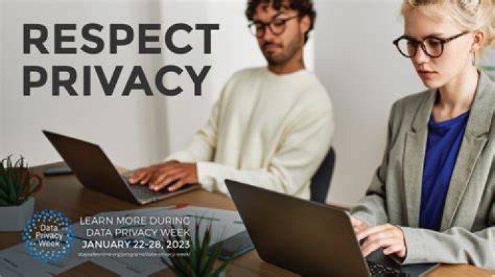 LyraCrow Nudes: Debunking Myths, Understanding Privacy, and Advocating Respect