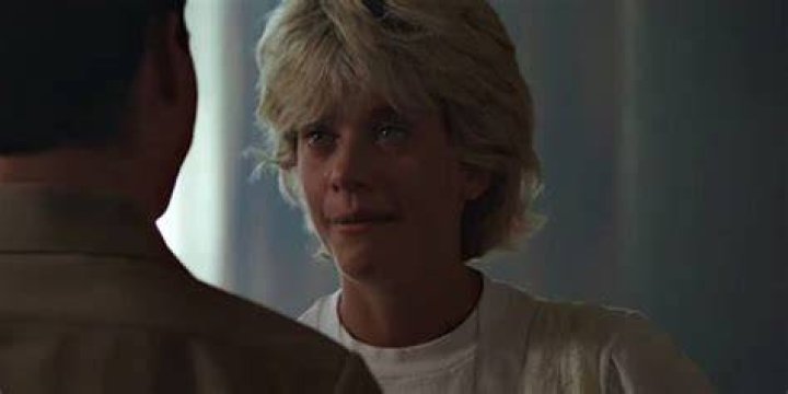 Meg Ryan in Top Gun: A Detailed Exploration of Her Role and Impact
