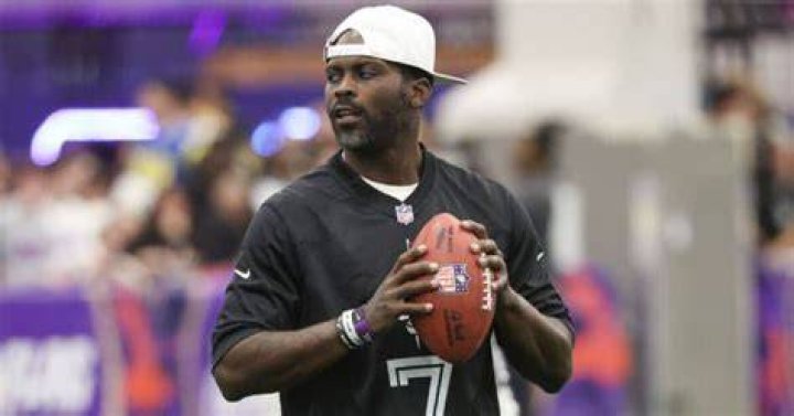 Michael Vick Age: A Comprehensive Look at the NFL Legend's Life and Career