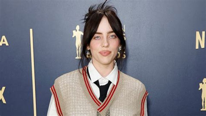 Naked Billie Eilish: A Comprehensive Look at the Controversy, Artistry, and Impact
