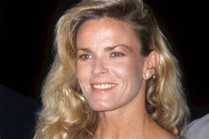 Nicole Brown Simpson: Exploring the Life and Legacy of a Tragic Figure
