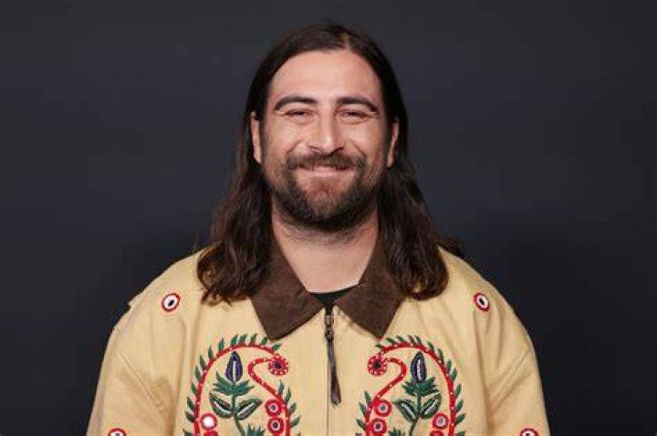 Noah Kahan Full Name: A Comprehensive Guide to His Life, Music, and Legacy