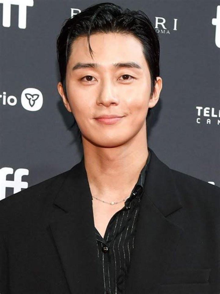 Park Seo Joon: Is He Married or Not? Discover the Truth Behind His Relationship Status