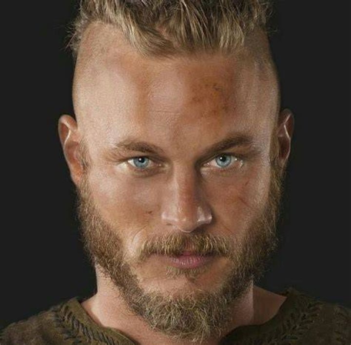 Ragnar Lothbrok Vikings Actor: Unveiling the Legend Behind the Role