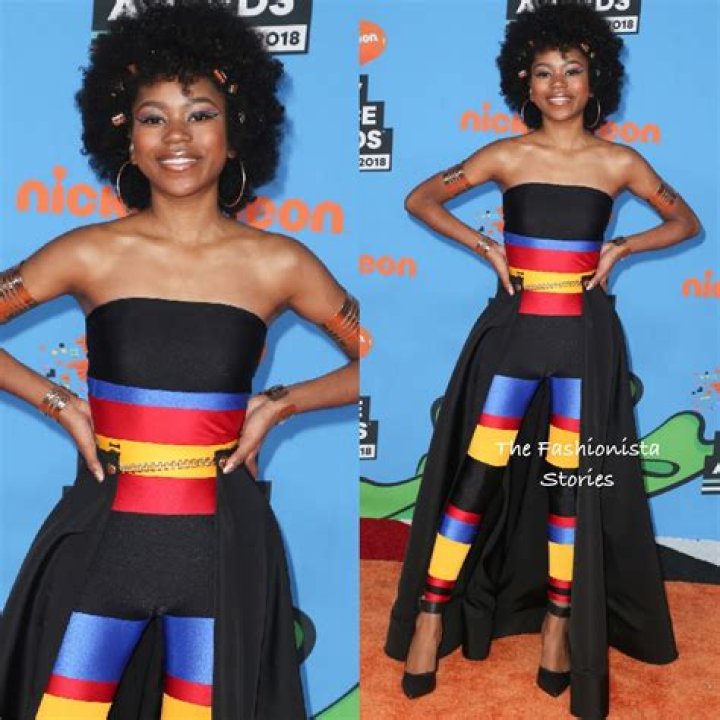 Riele Downs: The Rising Star Who&rsquo;s Taking the Fashion World by Storm