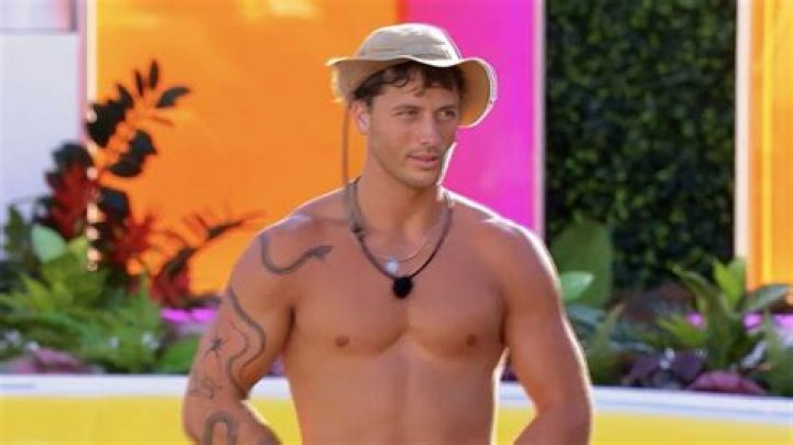 Rob Love Island Age: Exploring the Life and Journey of a Reality TV Sensation