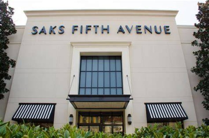 Saks Fifth Avenue Houston Texas: A Luxurious Shopping Experience