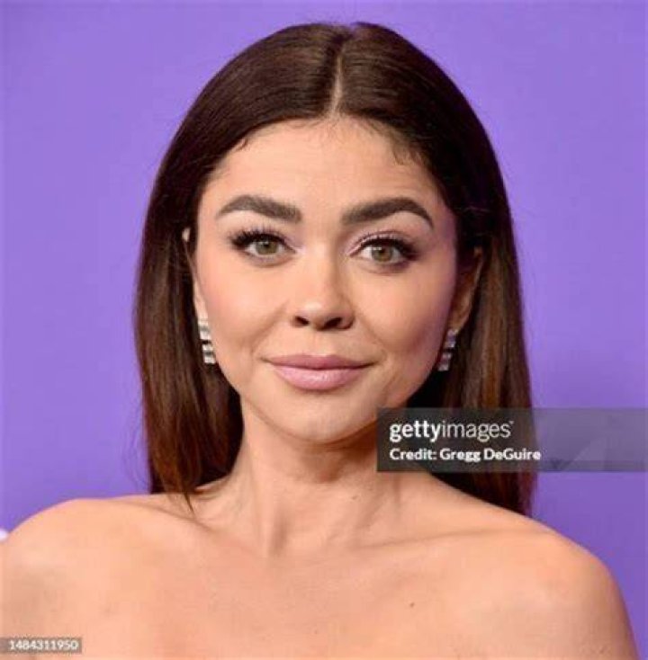 Sarah Hyland: A Comprehensive Look into the Life and Career of the Talented Actress