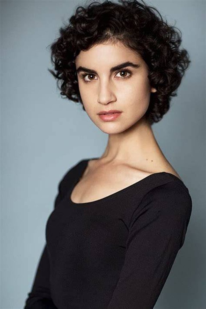 Sarah Yarkin: The Rising Star in Entertainment