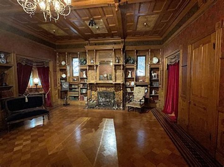 Square Footage of Winchester House: A Comprehensive Guide