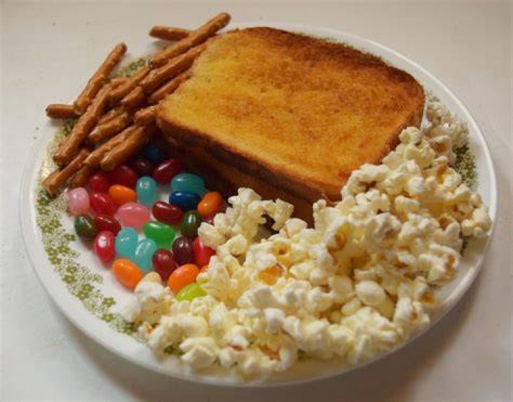 Thanksgiving with a Twist: Piece of Toast, Pretzelticks, Popcorn, and Jelly Beans