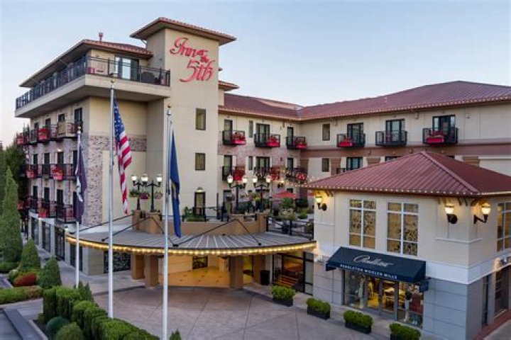 The Inn on 5th Eugene: A Premier Destination for Your Eugene Getaway