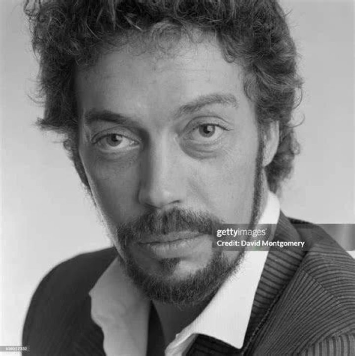Tim Curry Naked: Exploring the Controversy, Facts, and Insights