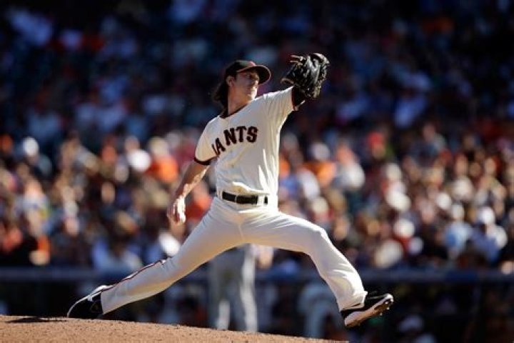 Tim Lincecum Height: A Comprehensive Analysis of the Giants' Legend