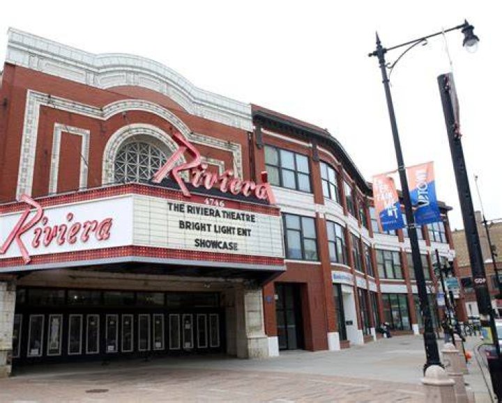 Top Restaurants Near the Riviera Theater Chicago: A Gourmet Guide