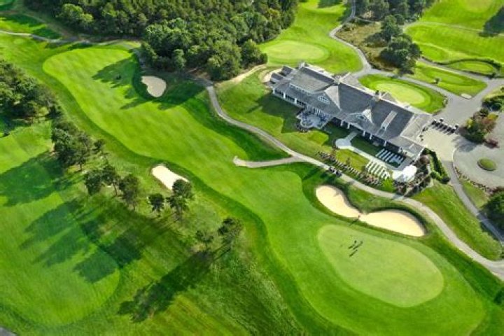 Waverly Oaks Golf Course Plymouth MA: Your Ultimate Golfing Destination
