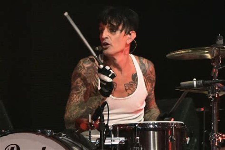 Who Did Tommy Lee Play For? A Comprehensive Guide