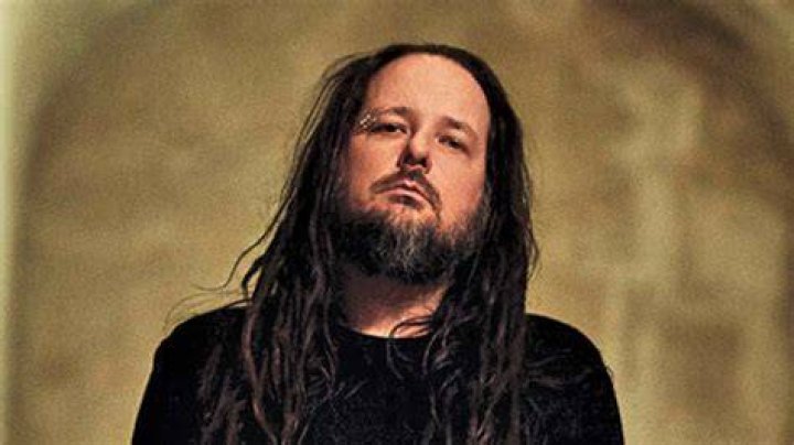 Who is Jonathan Davis: A Comprehensive Look at the Life and Career of the Korn Frontman