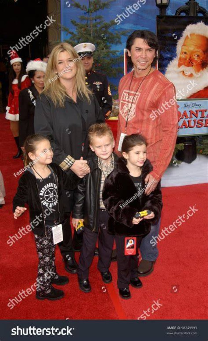 Who Is Lou Diamond Phillips Related To? Discover the Family Connections and Influential Ties
