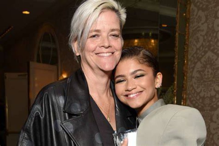 Zendaya's Mother Young: Unveiling the Inspiring Journey and Story